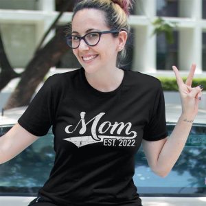 Mom Est 2022 T-Shirt For New Mom