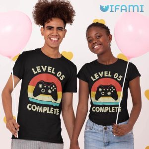 Retro 5 Year Anniversary Level 5th Complete Gift T-Shirt For Couple