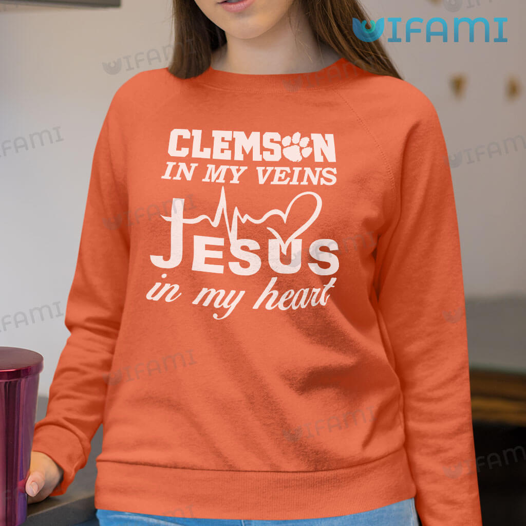Houston Astros in my veins Jesus in my heart T-Shirt, hoodie