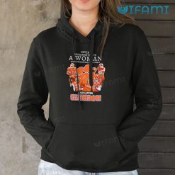 Clemson Tigers Shirt Never Underestimate A Woman Who Loves Clemson Hoodie
