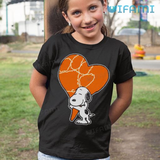 Clemson Tigers Shirt Snoopy Hugs Clemson Heart Gift