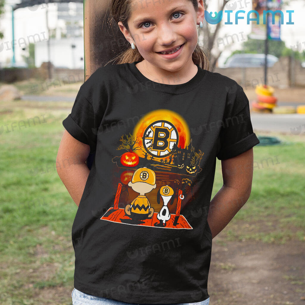 https://images.uifami.com/wp-content/uploads/2023/02/Bruins-Shirt-Charlie-Brown-Snoopy-Halloween-Boston-Bruins-Kid-Shirt.jpeg