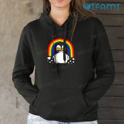 LGBT Shirt Cute Penguin Rainbow Flag LGBT Gift