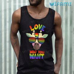 LGBT Shirt Love Who You Want Giraffe Wearing Sunglasses LGBT Tank Top