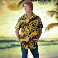Hawkeyes Hawaiian Shirt Palm Leaf Pattern Iowa Hawkeyes Gift