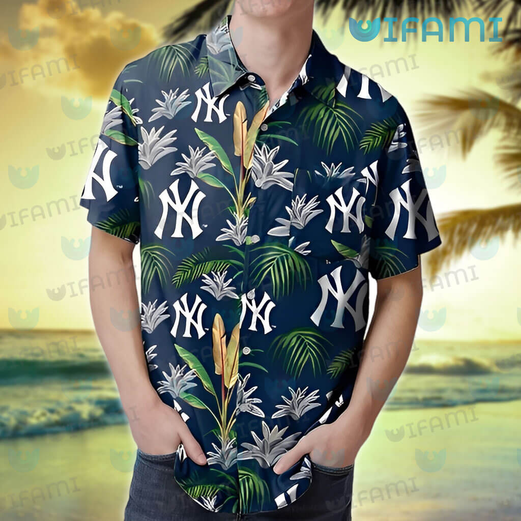 New York Yankees Hawaiian Shirt Tapa Design Yankees Gift - Personalized  Gifts: Family, Sports, Occasions, Trending