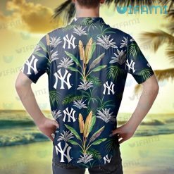 New York Yankees Hawaiian Shirt Banana Tree Yankees Gift