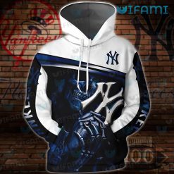 Ny hotsell yankees sweatshirt