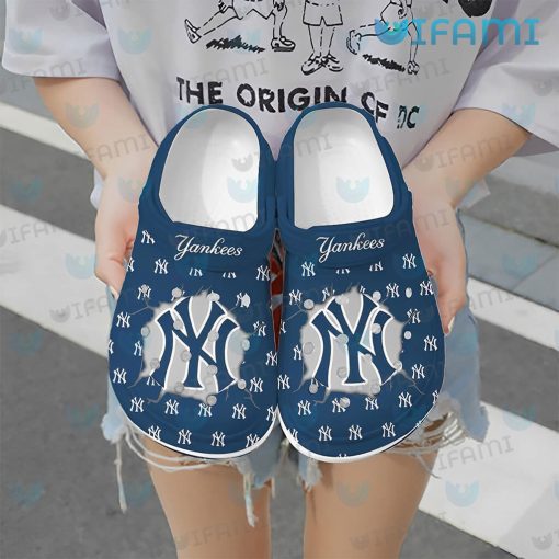 New York Yankees Crocs Victory Verve Yankees Gift