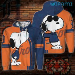 Womens Detroit Tigers Hoodie 3D Snoopy Kiss Logo Detroit Tigers Gift