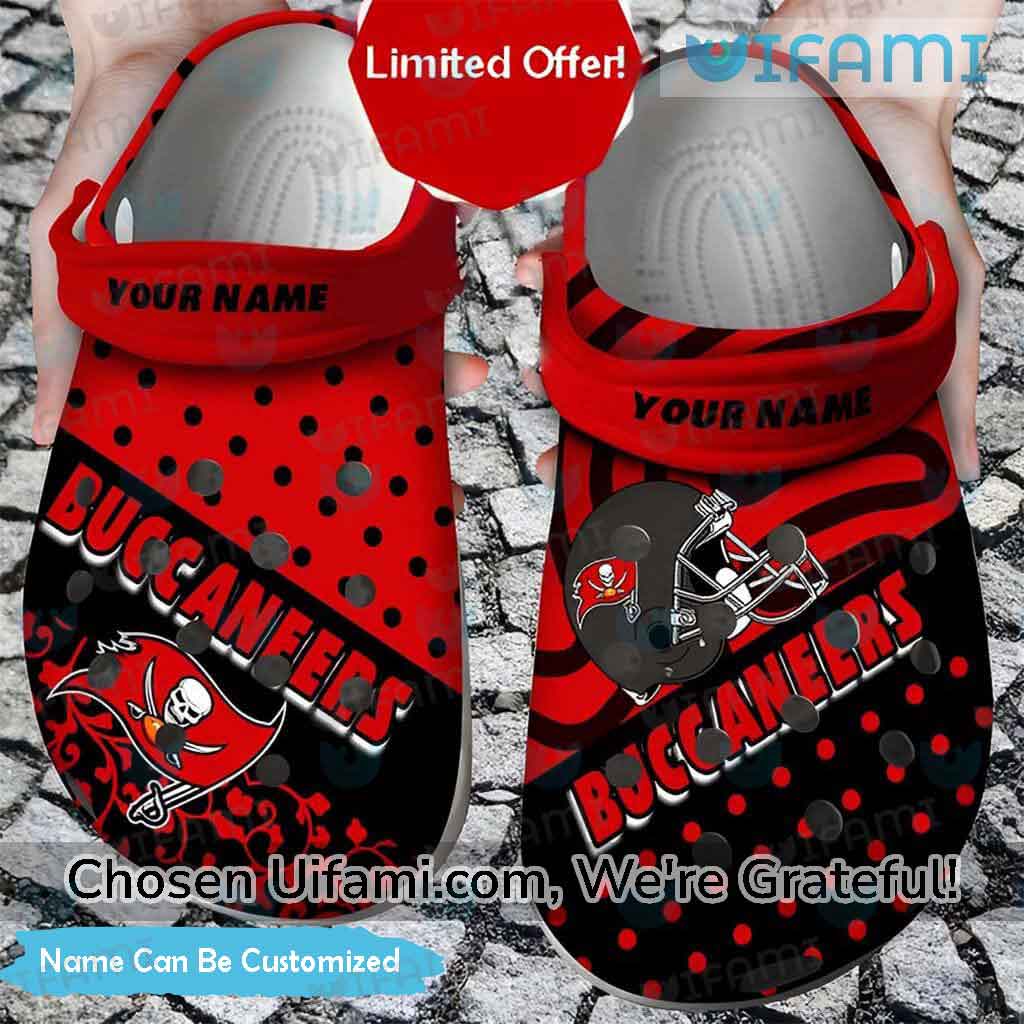 Personalized Tampa Bay Buccaneers Nfl Fans Crocs For Women Man - T-shirts  Low Price