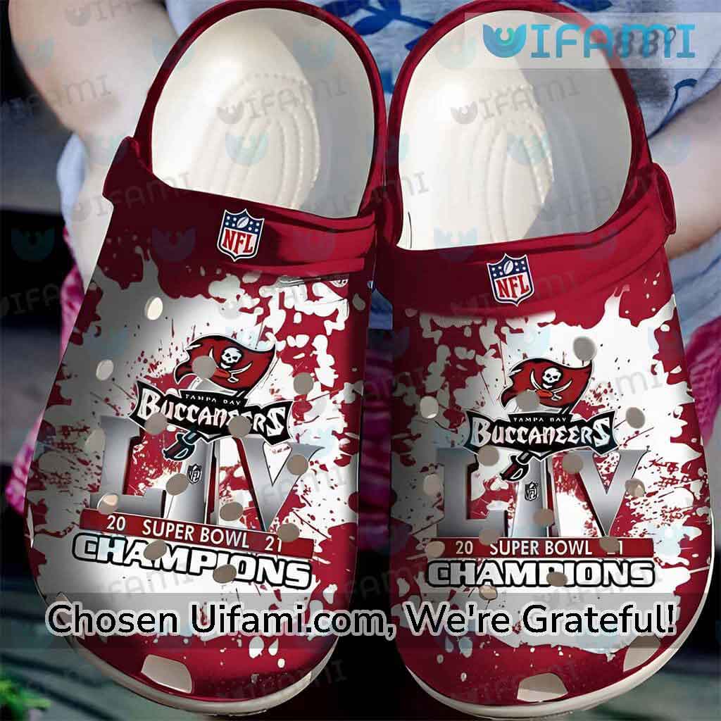 Tampa Bay Buccaneers Peace Love Red White Design Clogs Crocs - Growkoc