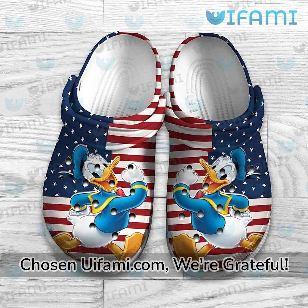 https://images.uifami.com/wp-content/uploads/2023/07/Donald-Duck-Crocs-Awe-inspiring-Donald-Duck-Gifts-For-Adults-1.jpeg