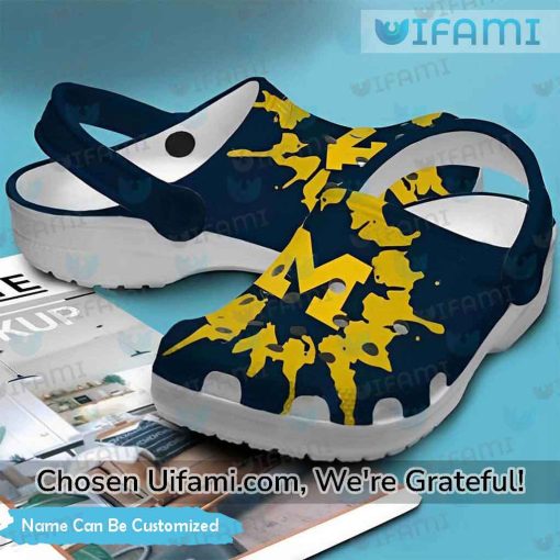 Personalized Michigan Crocs Best-selling Wolverines Gift