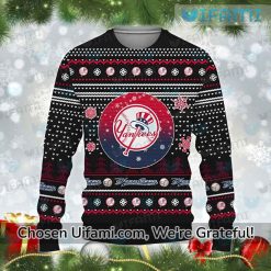 NY Yankees Ugly Sweater Jaw-dropping Yankees Gifts For Men