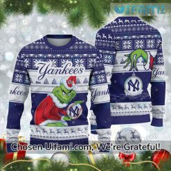 Vintage Yankees Sweater Useful Grinch New York Yankees Gift Ideas