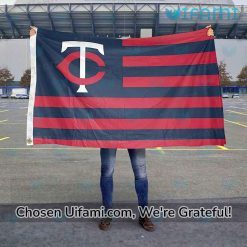 Minnesota Twins Flag Adorable USA Flag Gift Trendy