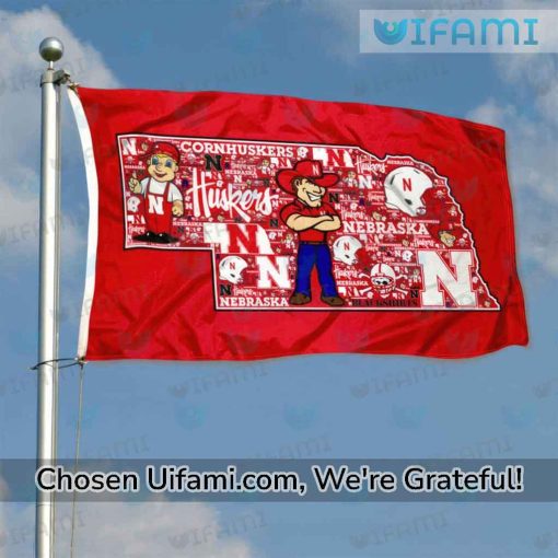 Nebraska Cornhuskers Outdoor Flag Radiant Gift