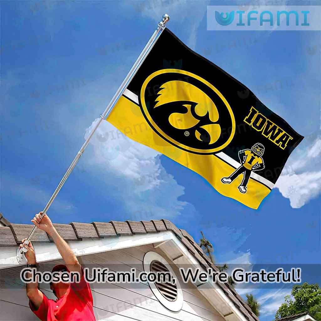 University Of Iowa Flag Exclusive Iowa Hawkeyes Gift Ideas