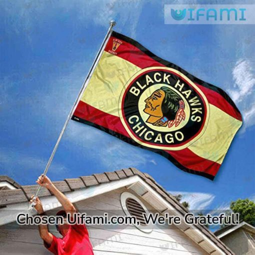 Chicago Blackhawks Vertical Flag Latest Gift
